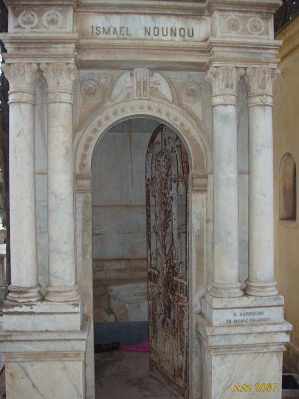 Stèle de NOUNOU Moïse